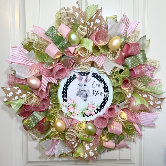 Handmade Spring or Easter Bunny Prelit Ribbon Wreath 22 in LED W21 - Picture 2 of 10